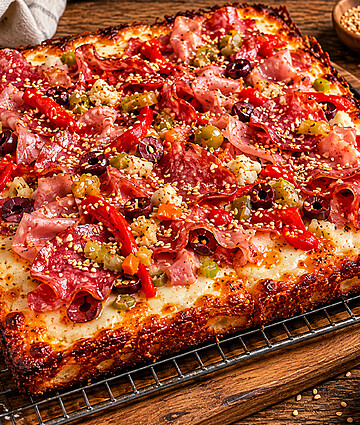 Muffuletta-Pizza
